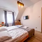 Gosciniec Smrekowa Pensión