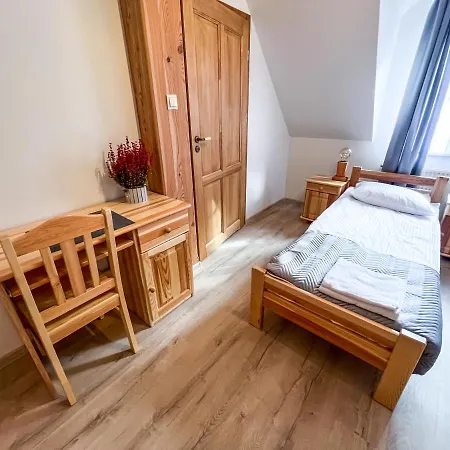 Konukevi Gosciniec Smrekowa Glinka (Silesia)