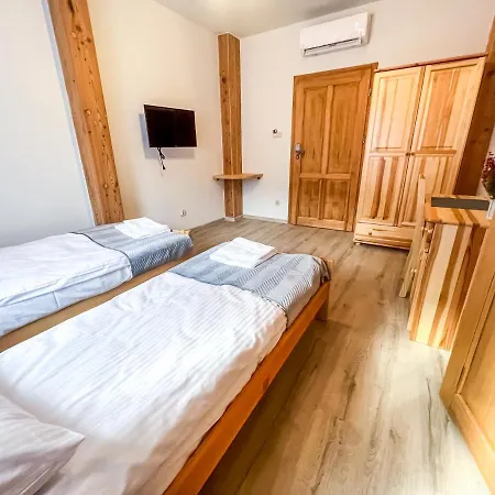 Konukevi Gosciniec Smrekowa Glinka (Silesia)