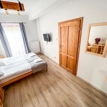 Gosciniec Smrekowa Glinka (Silesia)