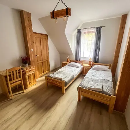 Konukevi Gosciniec Smrekowa 4*