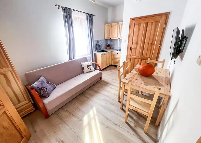 Gosciniec Smrekowa 4*